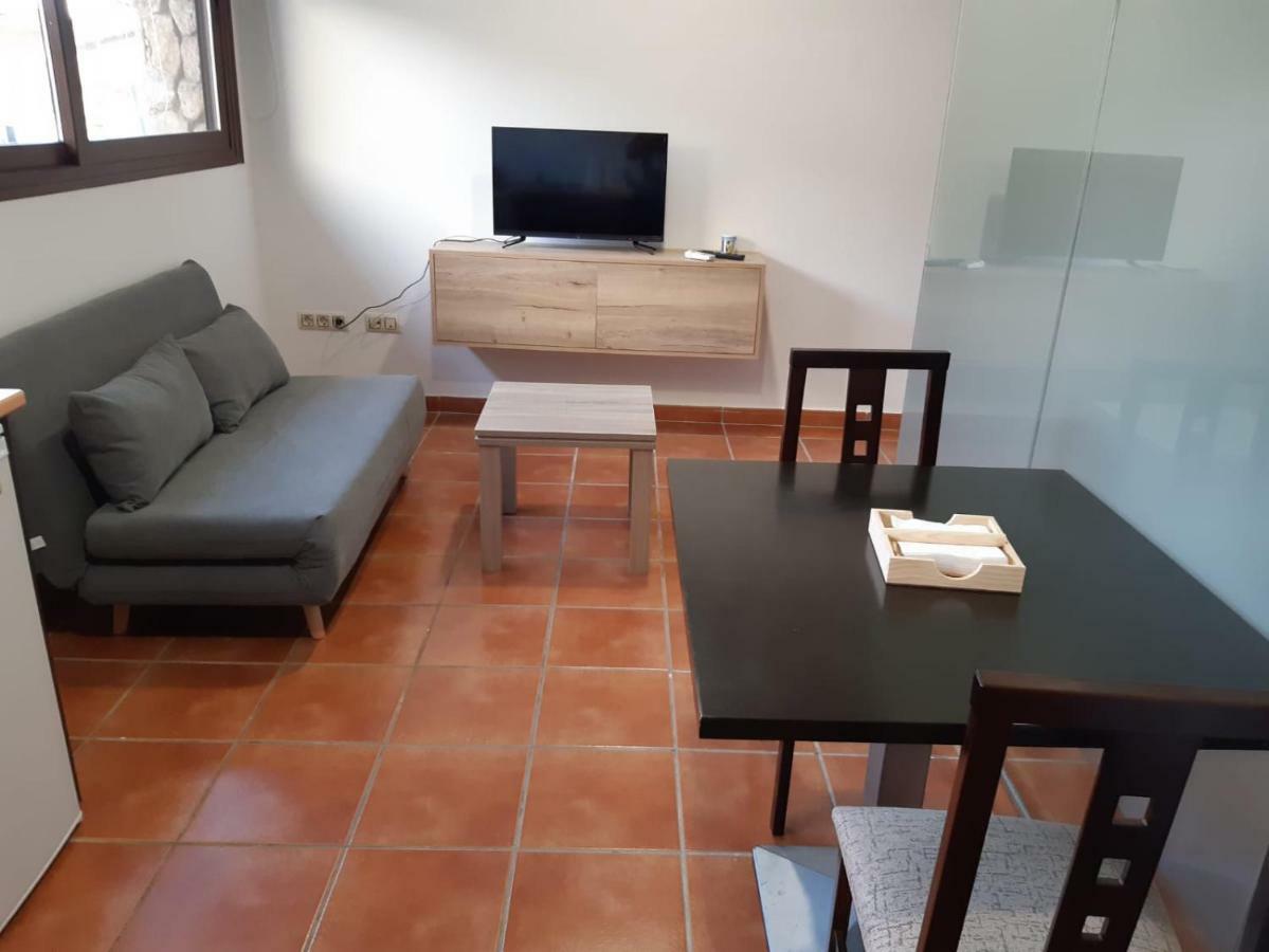 Apartamentos Fuente Arriba Poyales Del Hoyo Eksteriør billede