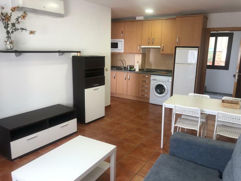 Apartamentos Fuente Arriba Poyales Del Hoyo Eksteriør billede
