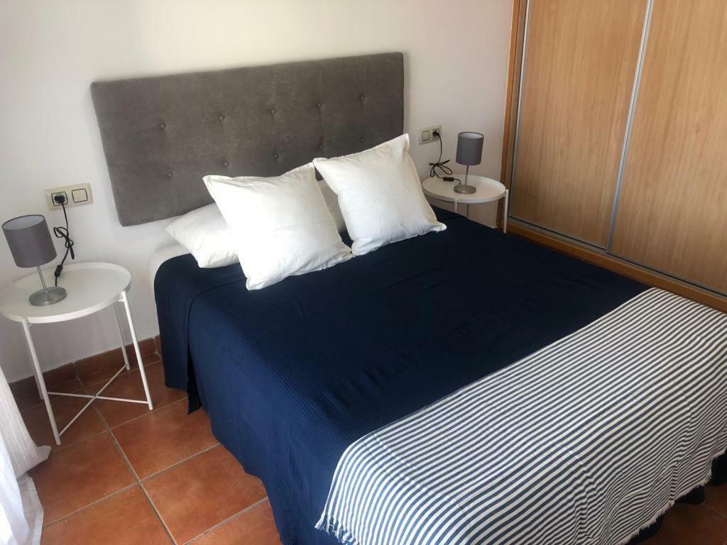 Apartamentos Fuente Arriba Poyales Del Hoyo Eksteriør billede